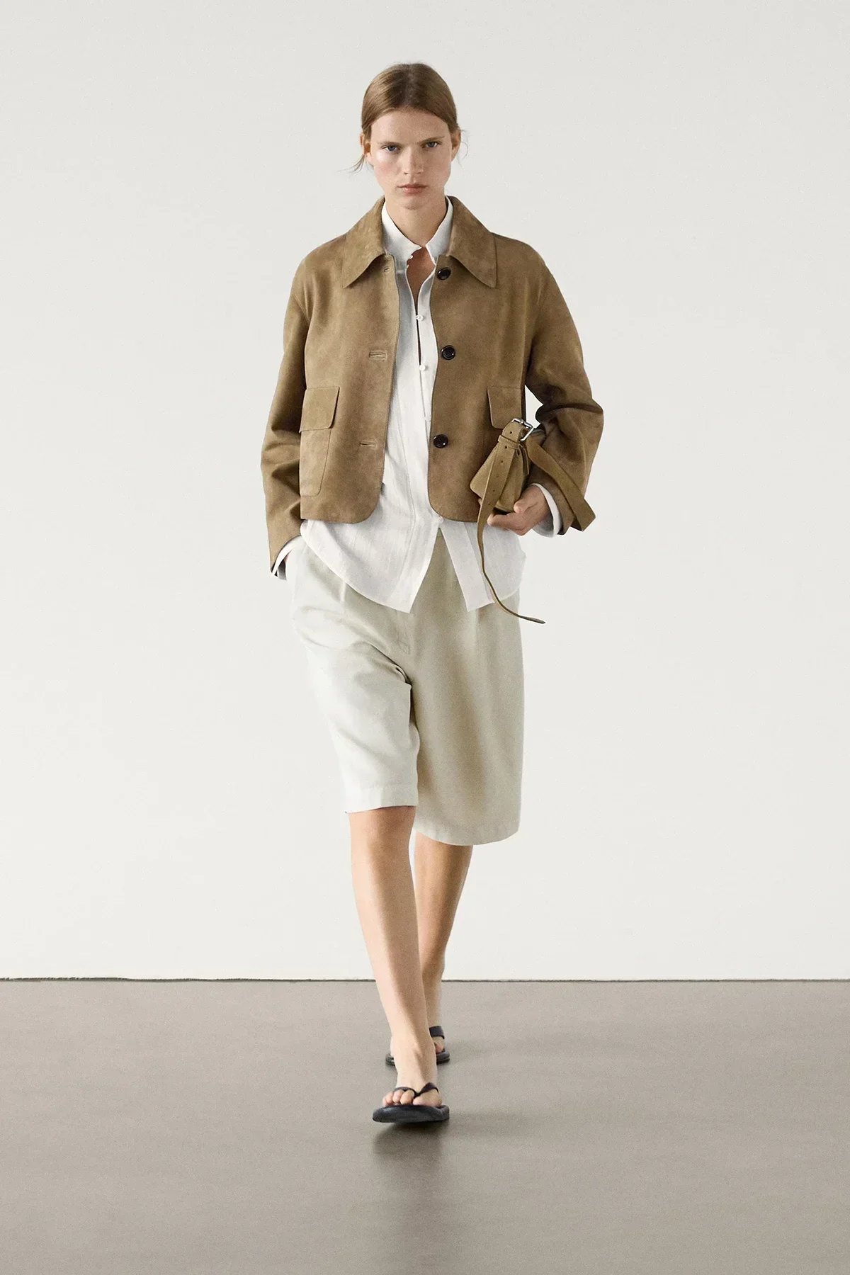 Veste Courte en Suédine | Beige Élégant | Minimalisme & Style Urbain – Image 6