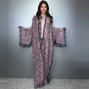 Abaya Kimono Rose à Motifs
