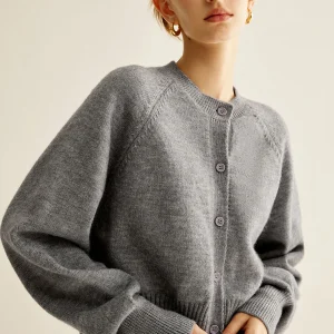 Cardigan Gris Clair | Maille Duveteuse | Minimaliste & Douillet