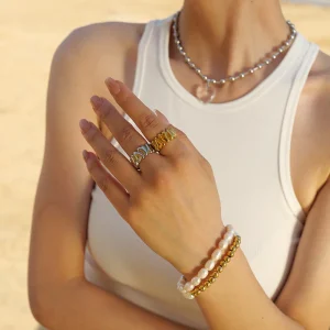 Bague en Forme de Cœurs