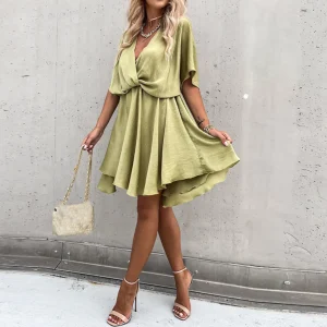 Robe en Chiffon à Volants | Devant Torsadé | Élégance Décontractée