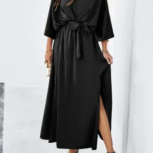 Robe Longue Satinée Ceinturée | Élégance Fluide et Raffinement