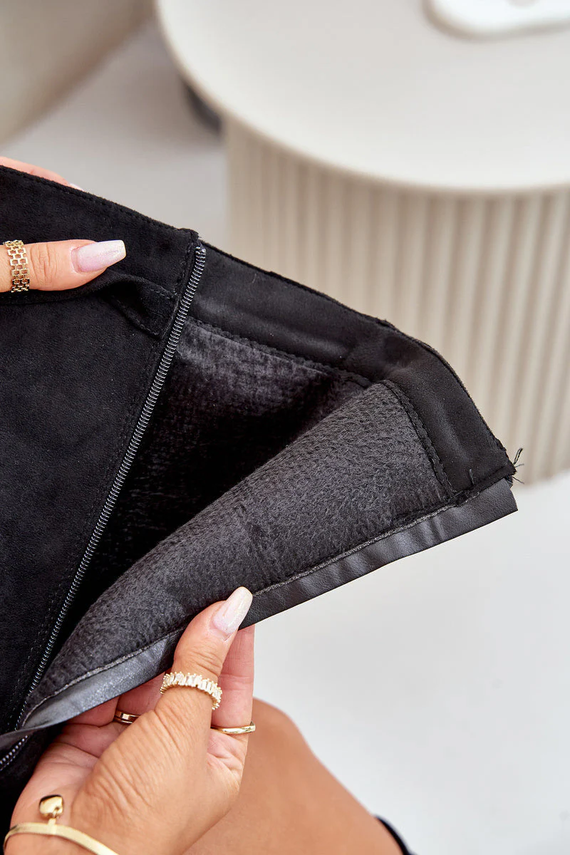 Bottes Hautes Noires | Suédine Élégante | Bout Pointu et Fente Avant – Image 9