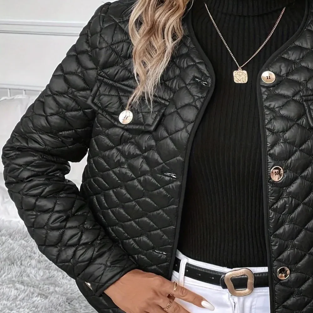 Black Quilted Jacket | Cotton | Chic Lightweight and Tailored – Image 3